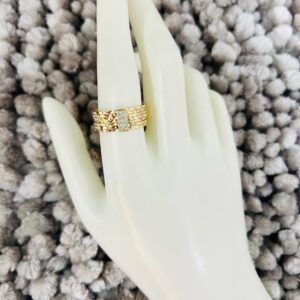 Anillo de oro de 14k