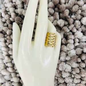 Anillo de oro de 14k