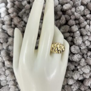 Anillo de oro de 10k